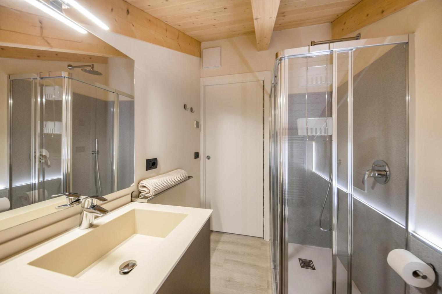 Casa Pare' B&B Tesero Eksteriør bilde