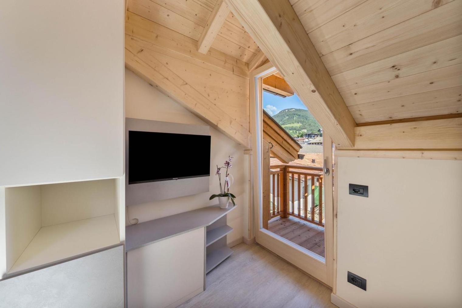 Casa Pare' B&B Tesero Eksteriør bilde